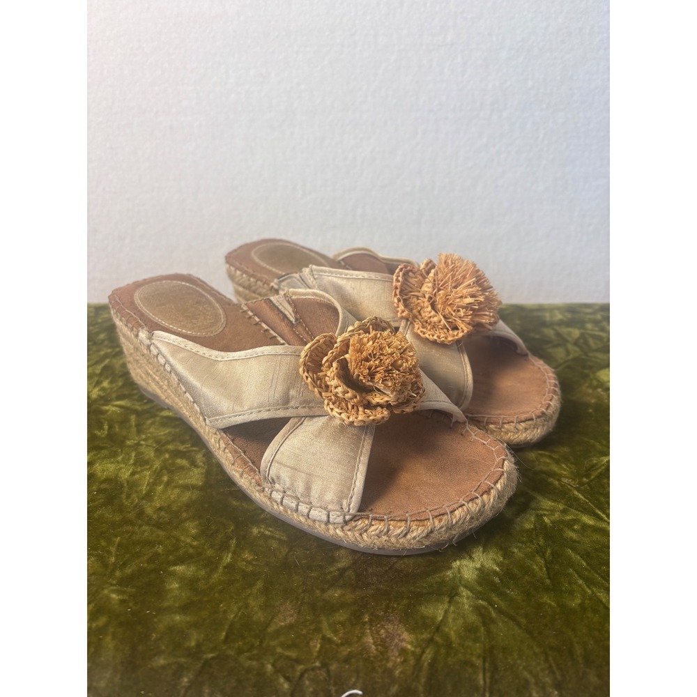 Life Stride Racy Beige Fabric Espadrille Wedge Sandals Flower 9 M‎